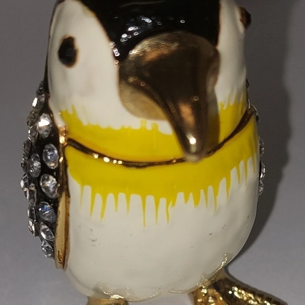 Waltz & F Enameled Trinket Box With Rhinestone Pre-owned